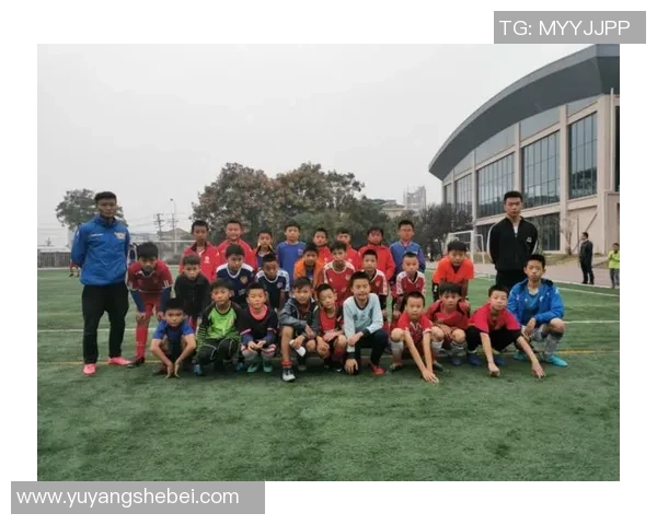 重庆足球队在精英赛中的耐力表现分析与总结